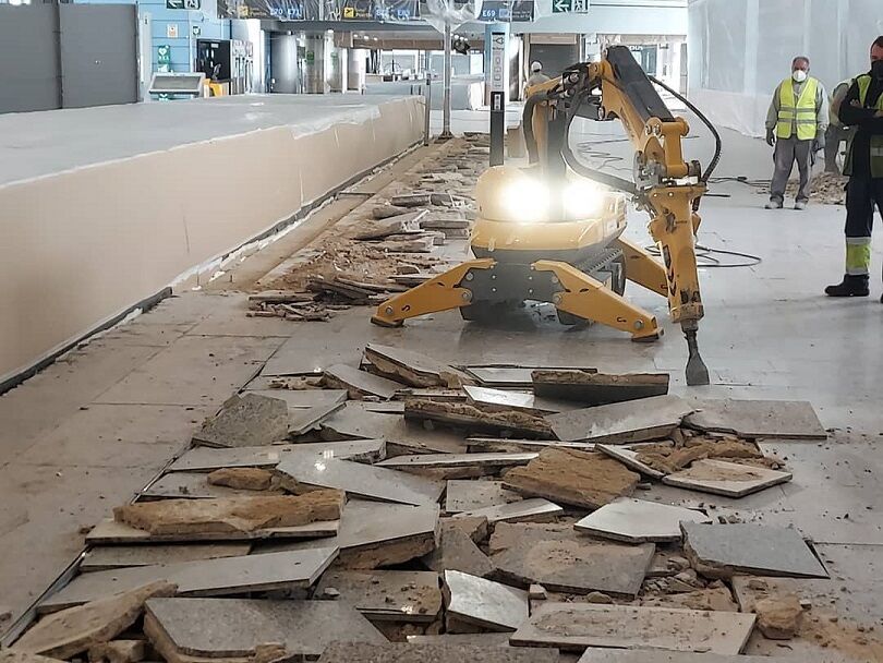 Brokk Tile Removal - Tile Removal Sydney - 3